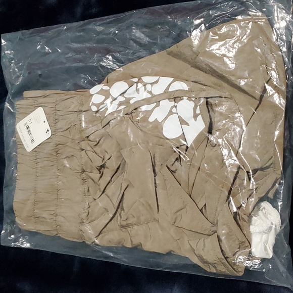 FREE PEOPLE SHORTS - Picture 3 of 10